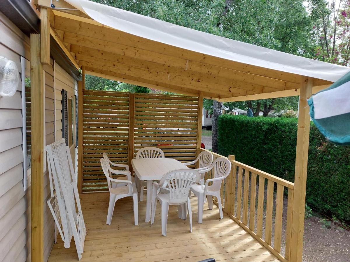 לה רוק-ד'אנטרון Mobil Home Tout Confort 6 Personnes Climatise Au Pied Du Luberon מראה חיצוני תמונה