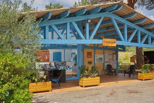 לה רוק-ד'אנטרון Mobil Home Tout Confort 6 Personnes Climatise Au Pied Du Luberon מראה חיצוני תמונה