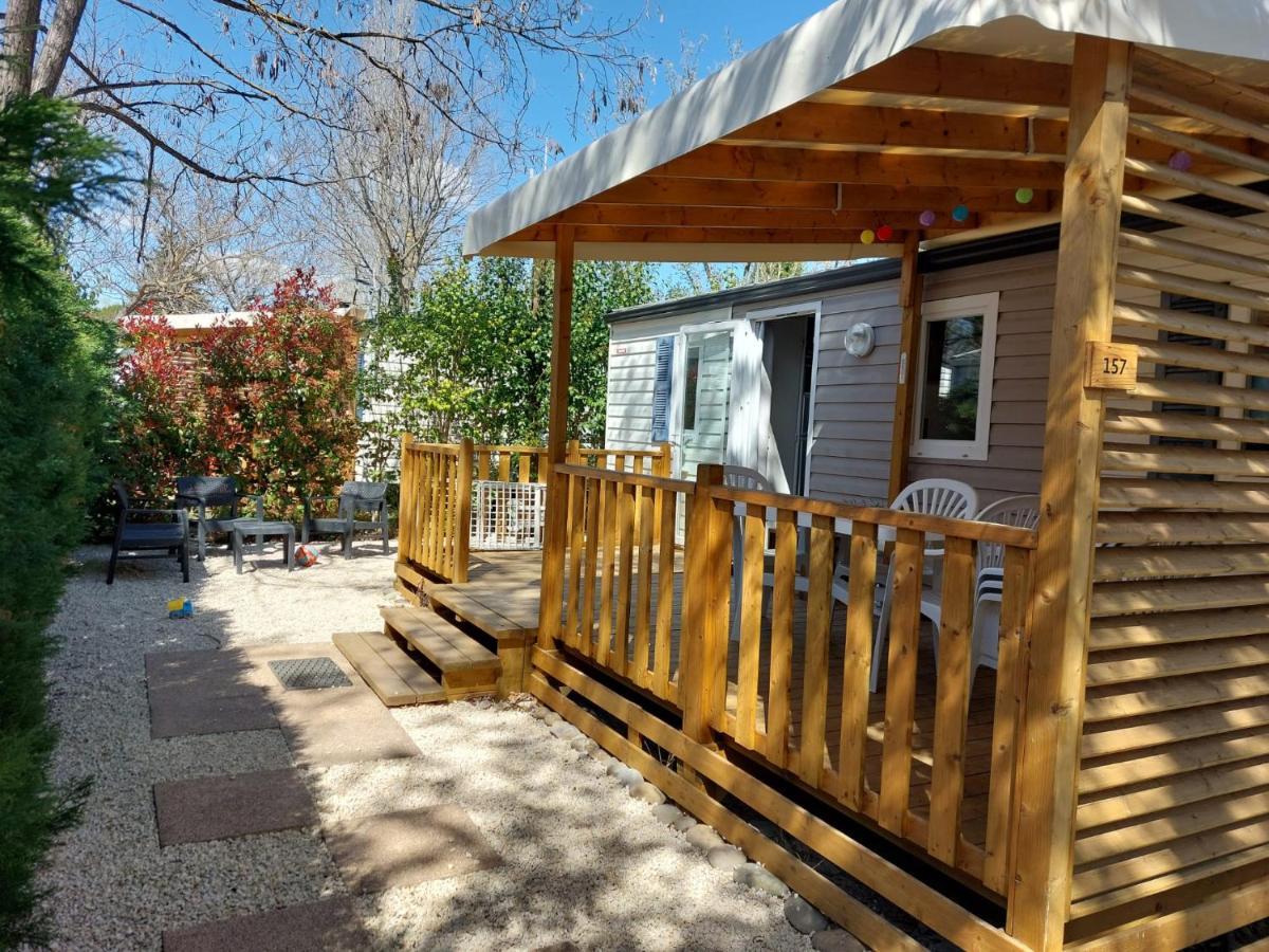 לה רוק-ד'אנטרון Mobil Home Tout Confort 6 Personnes Climatise Au Pied Du Luberon מראה חיצוני תמונה