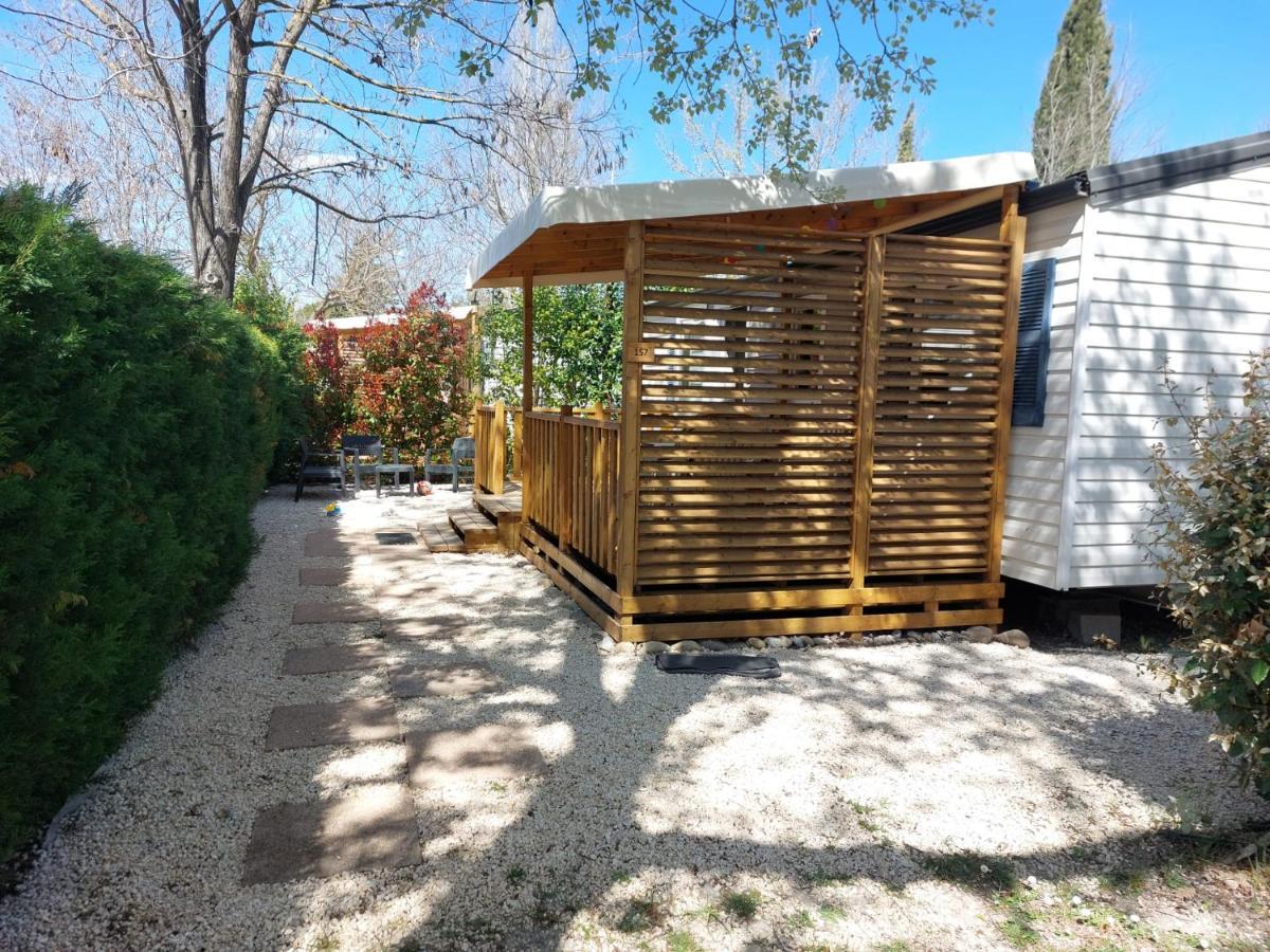 לה רוק-ד'אנטרון Mobil Home Tout Confort 6 Personnes Climatise Au Pied Du Luberon מראה חיצוני תמונה
